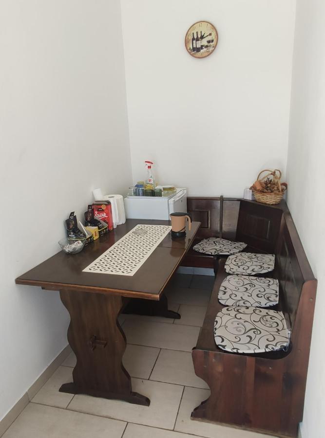 Apartmani Nova Topola Kültér fotó